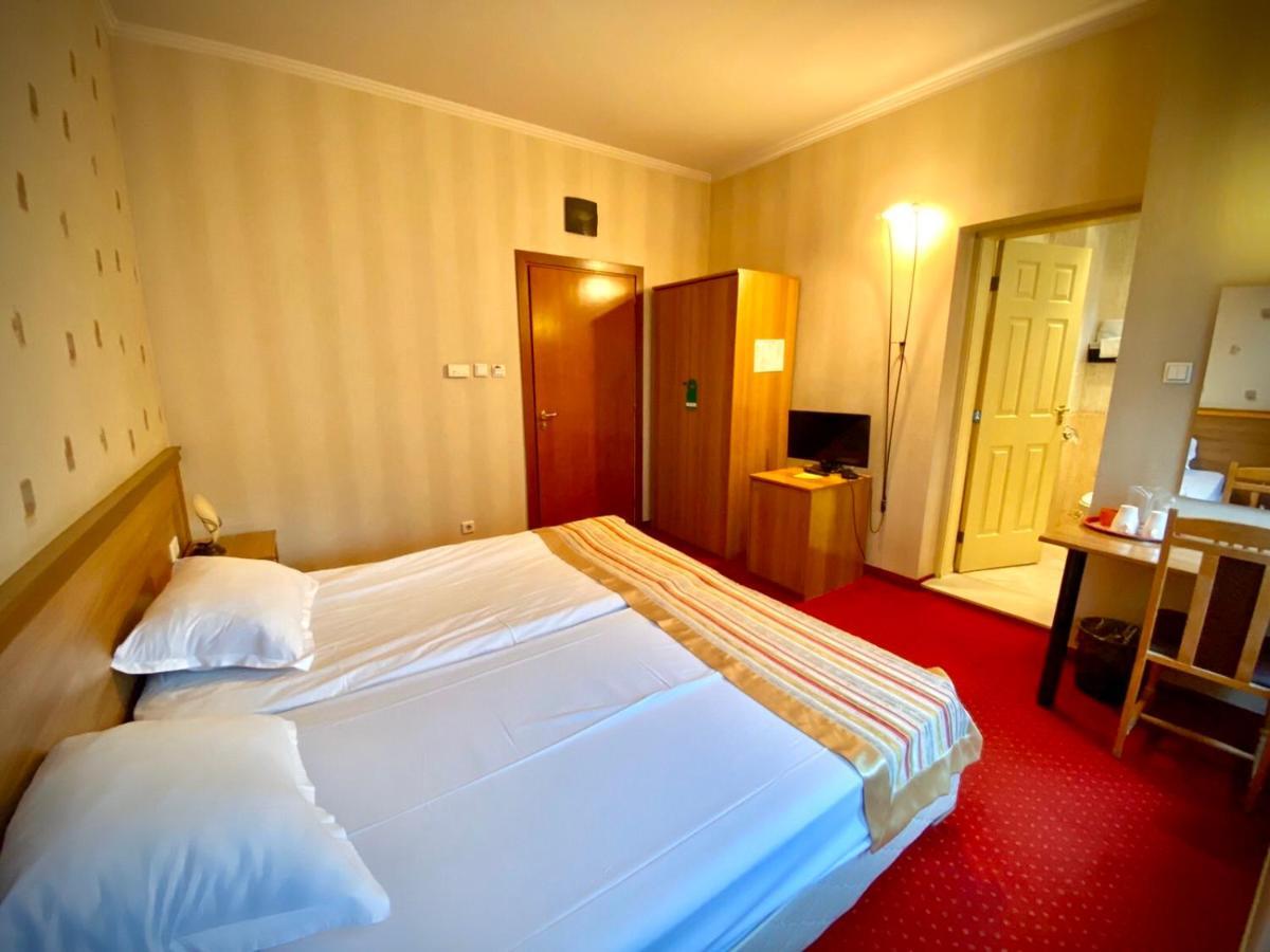 Hotel Alegro Veliko Tŭrnovo Exterior foto