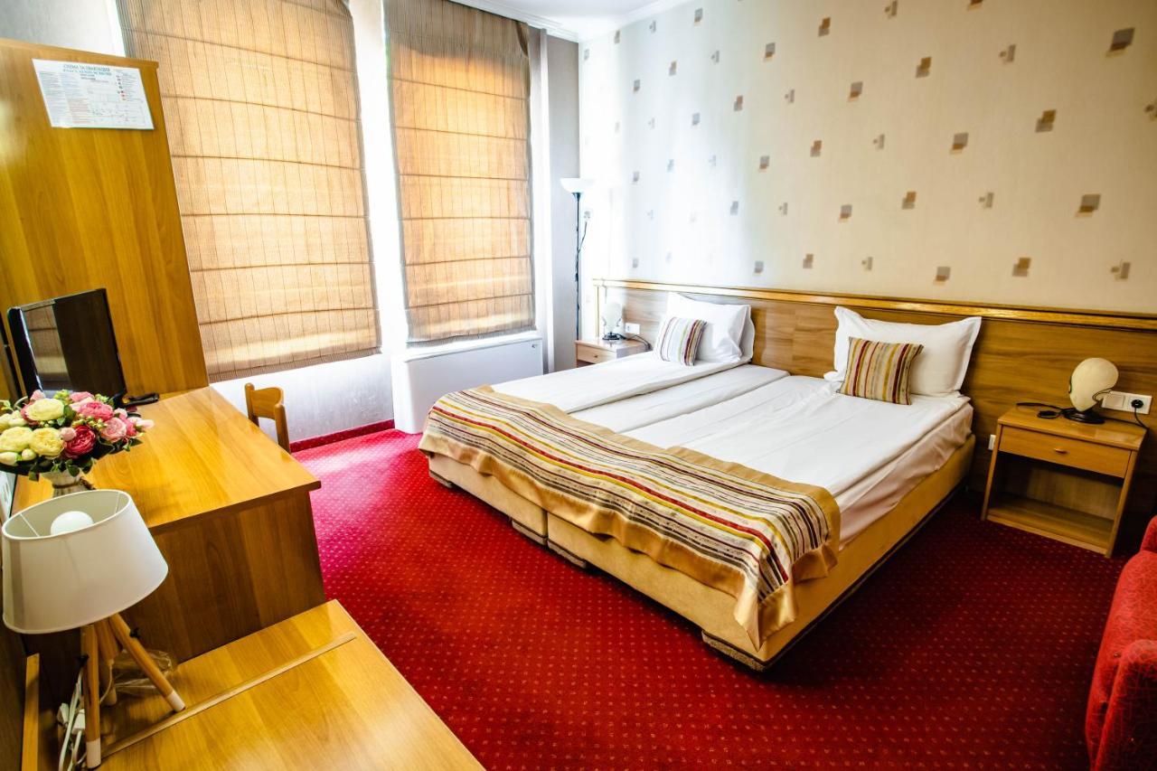 Hotel Alegro Veliko Tŭrnovo Exterior foto