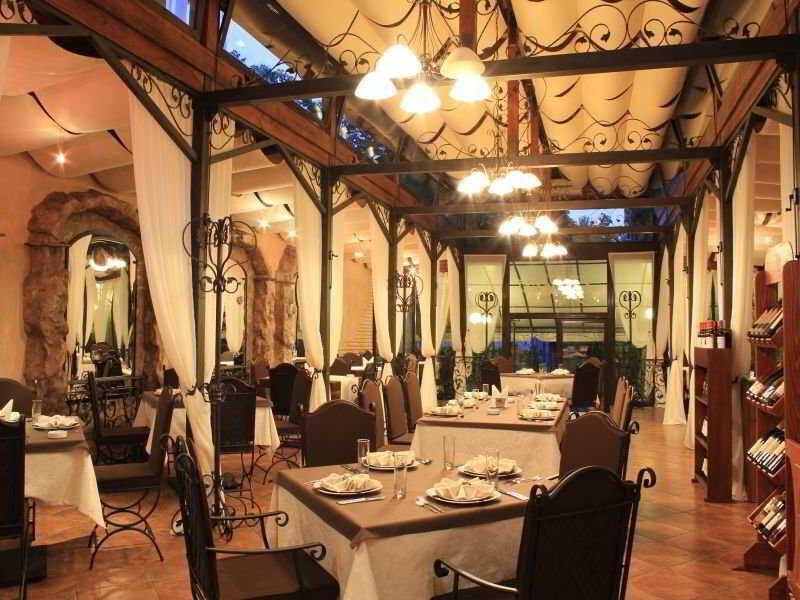 Hotel Alegro Veliko Tŭrnovo Exterior foto